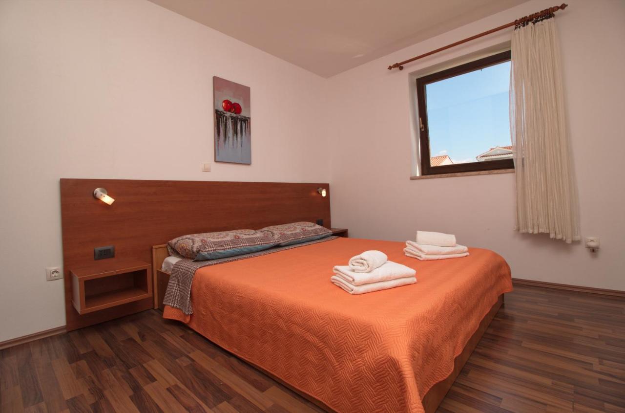 רוביני Apartments Lidija מראה חיצוני תמונה