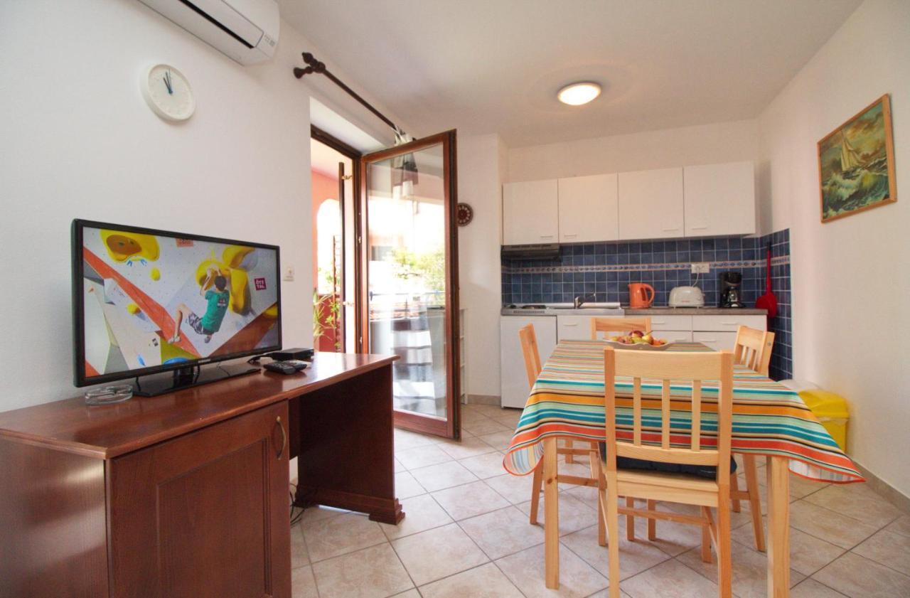 רוביני Apartments Lidija מראה חיצוני תמונה