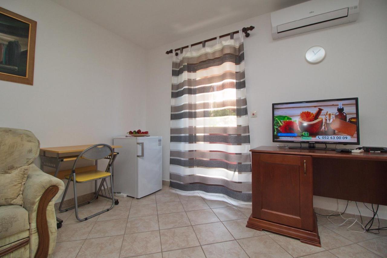 רוביני Apartments Lidija מראה חיצוני תמונה